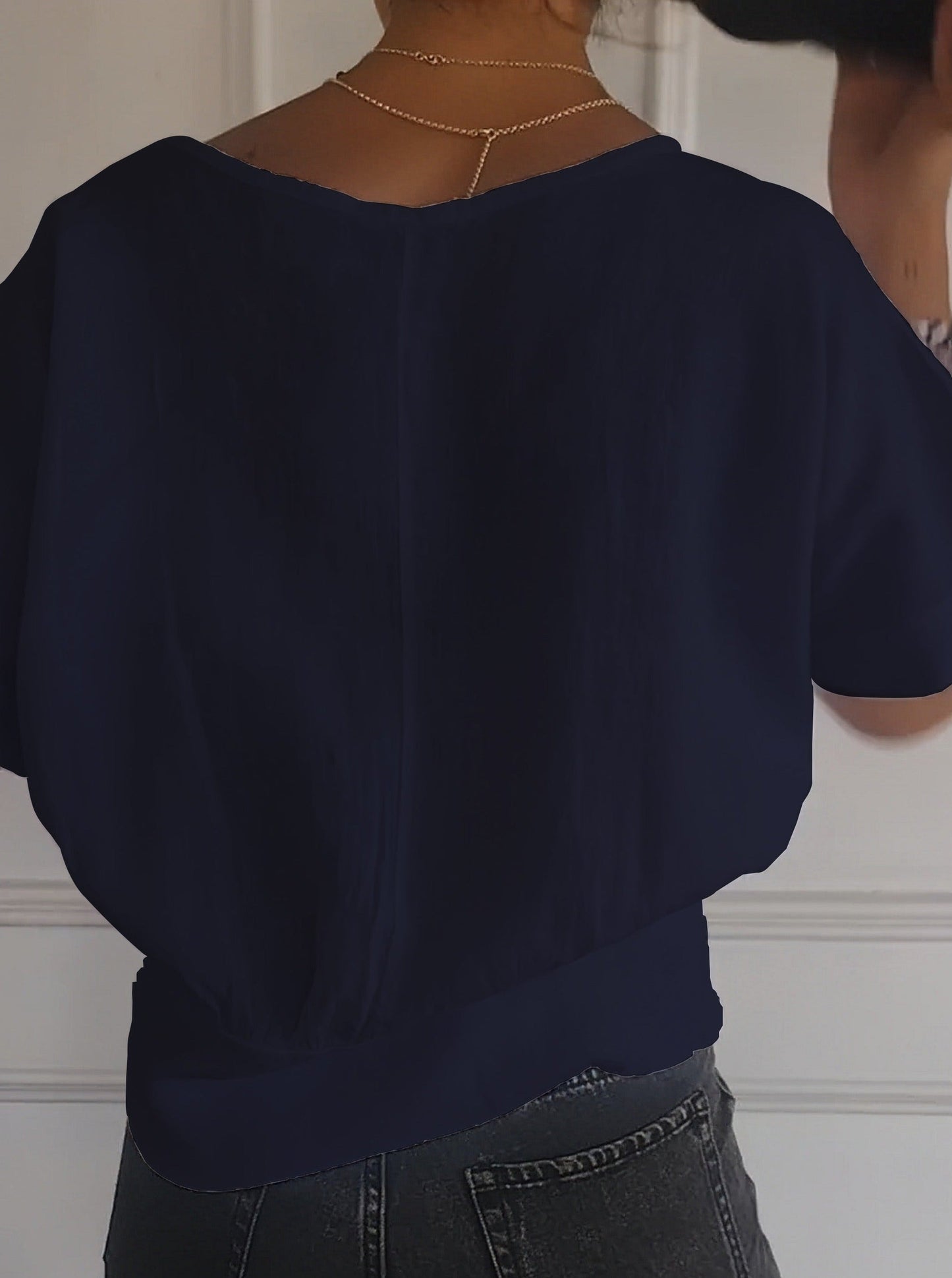 ⏰ Limited Time Offer – 50% Off! 🔥Simple Solid Color V-Neck Half-Sleeve T-Shirt💛