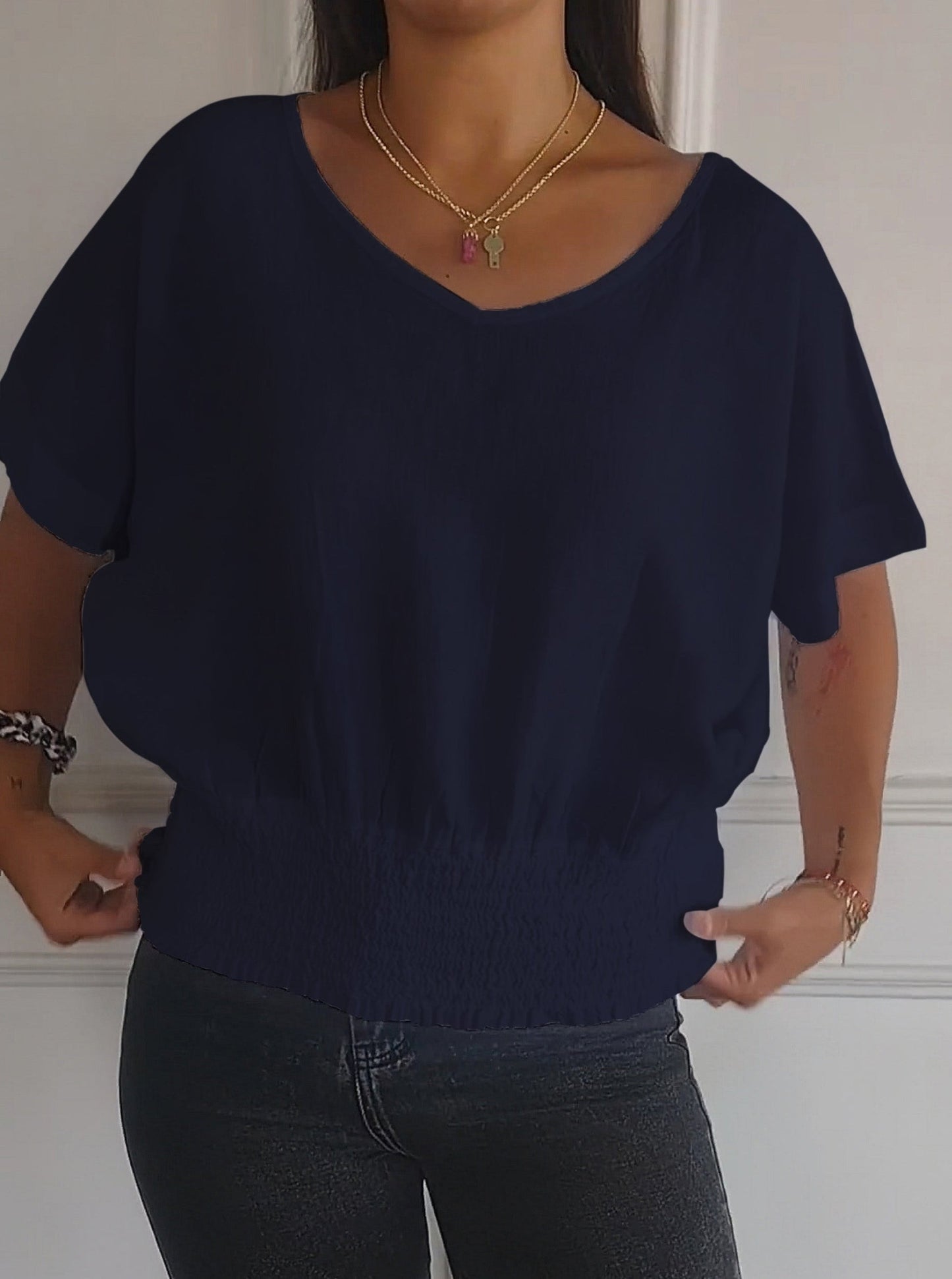 ⏰ Limited Time Offer – 50% Off! 🔥Simple Solid Color V-Neck Half-Sleeve T-Shirt💛