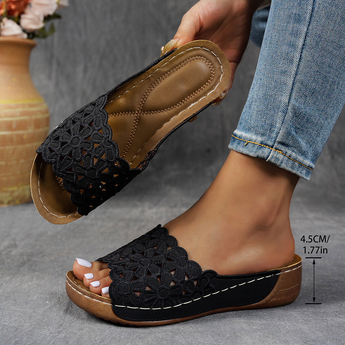 💥Hot Special Discount 50% OFF💥Breathable orthopedic open-toe slippers for women, with soft cushioning. Arch support