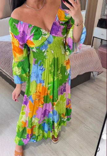 50% OFFđV-neck Floral Seaside Vacation Loose Dress