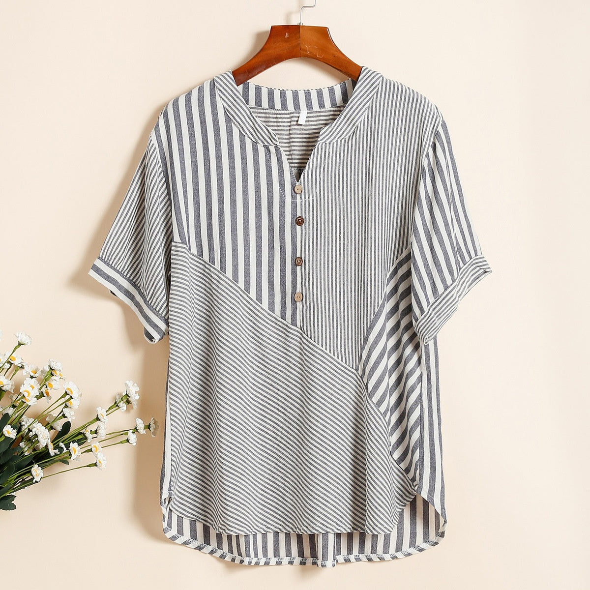 Women's Casual Oversized V-Neck Striped Top