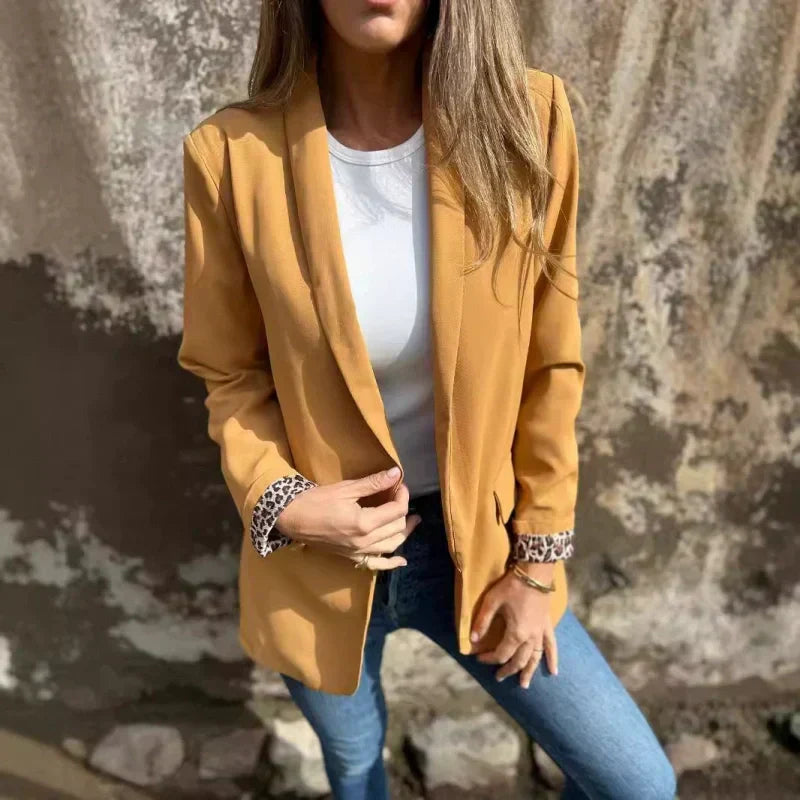 🎁Hot Sale 50% OFF!🎁Women’s Stylish Blazer with Chic Leopard Print Lining!