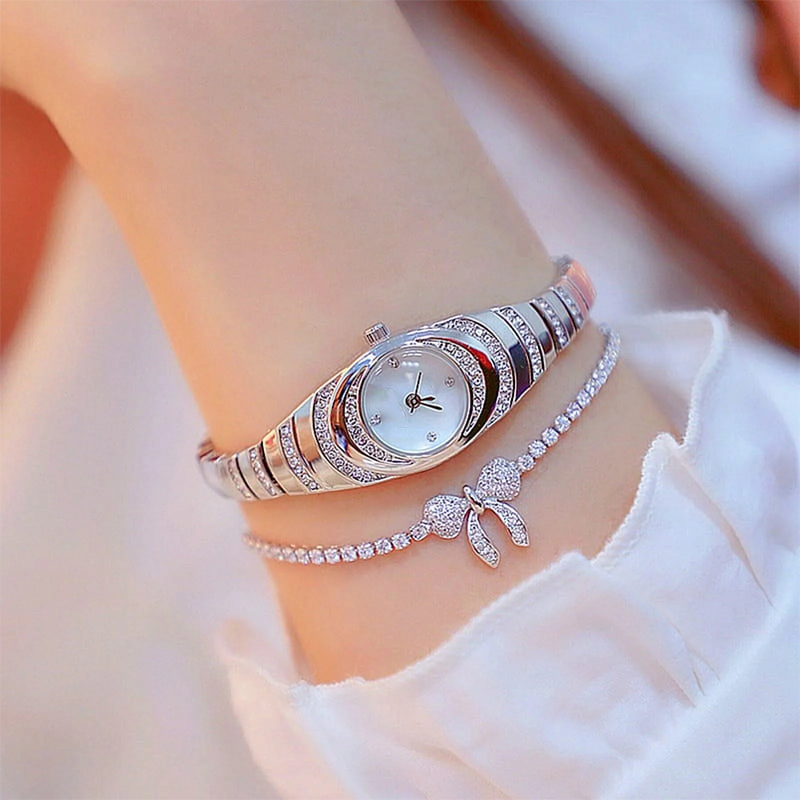 🎁✨😍 Free shipping for orders over $50💎Women’s Rhinestone Bracelet Watch⌚
