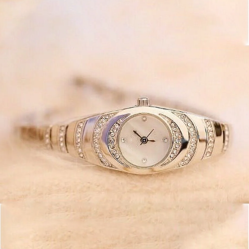 🎁✨😍 Free shipping for orders over $50💎Women’s Rhinestone Bracelet Watch⌚