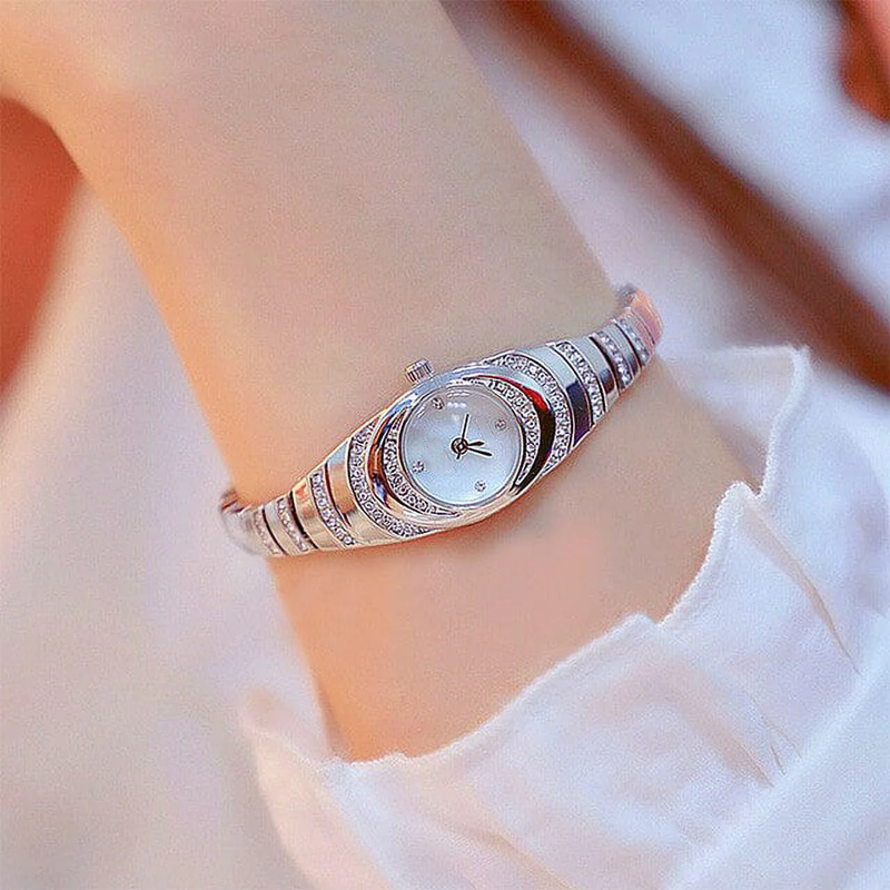 🎁✨😍 Free shipping for orders over $50💎Women’s Rhinestone Bracelet Watch⌚