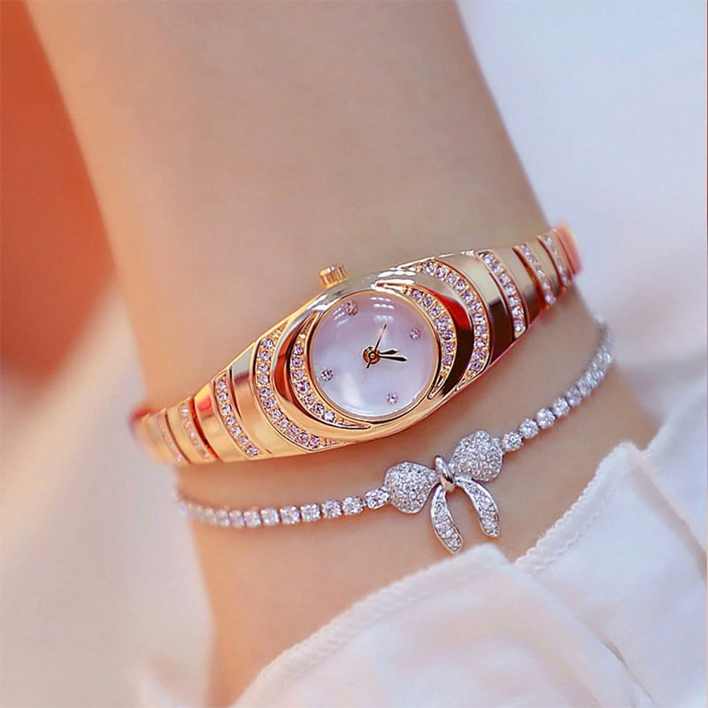 🎁✨😍 Free shipping for orders over $50💎Women’s Rhinestone Bracelet Watch⌚