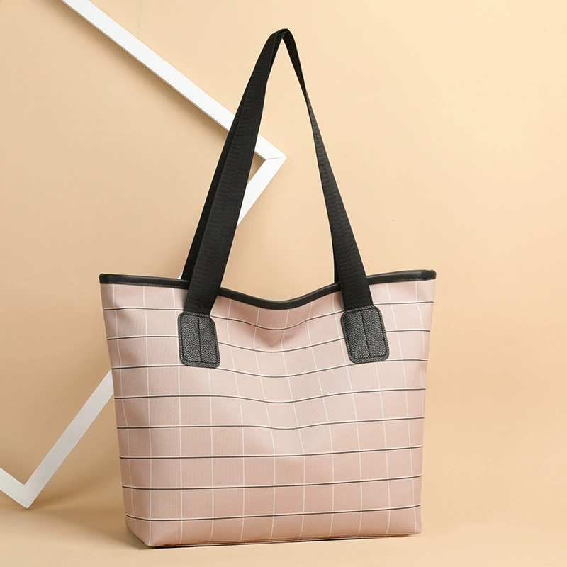 ✨Hot Sale 50% OFF🍂Large Capacity Fashion Shoulder Bag👜