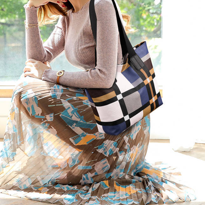 ✨Hot Sale 50% OFF🍂Large Capacity Fashion Shoulder Bag👜