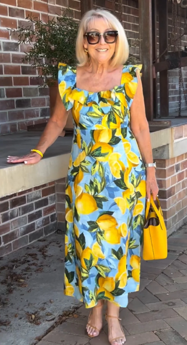Plus Size Lemon Printing Tunic Dress