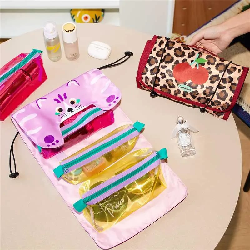 🔥Last Day 49% OFF - 🎄✨Portable Foldable Travel Toiletry Bag
