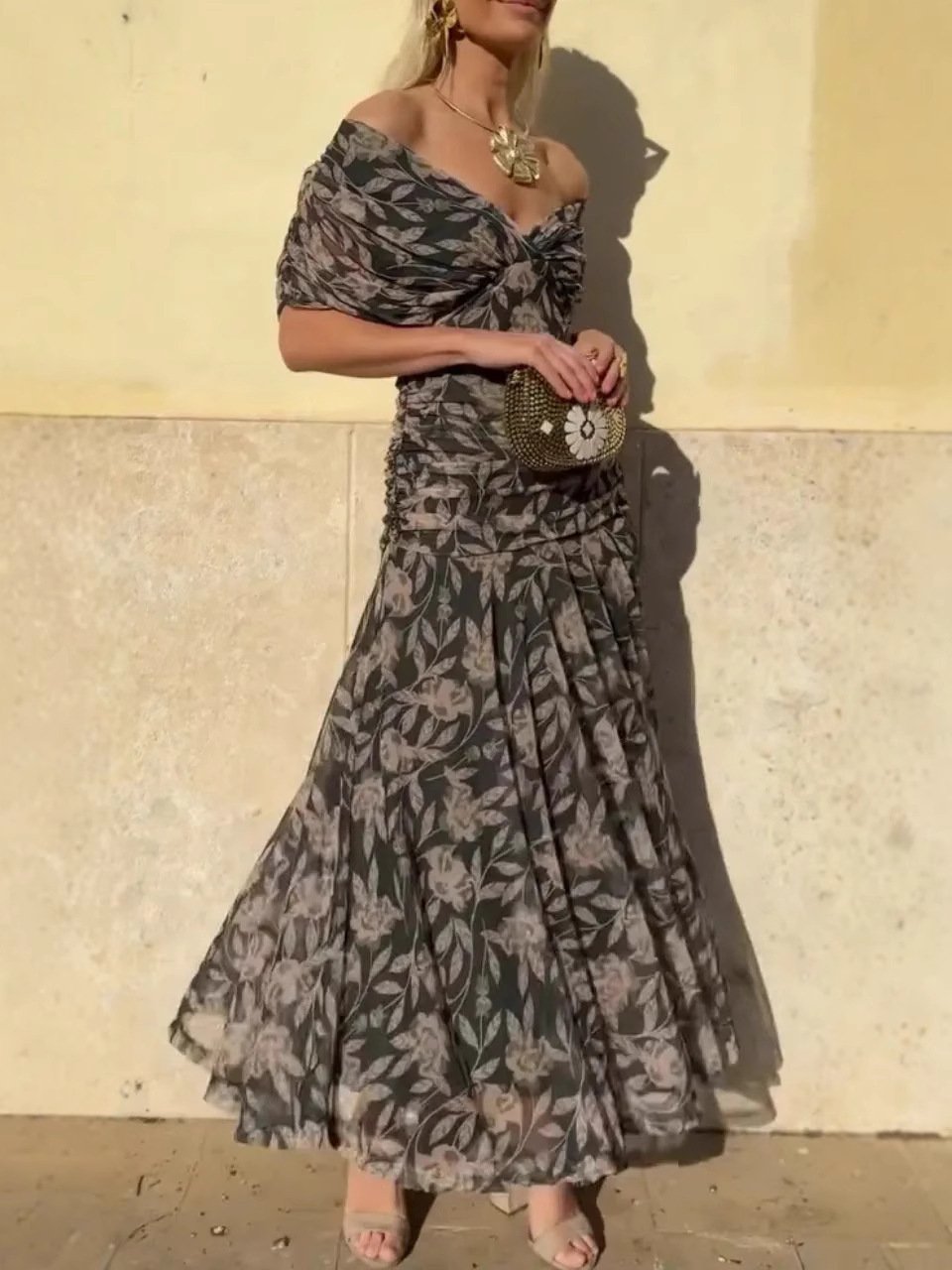 Women's Elegant Mesh Boutonniere Dress