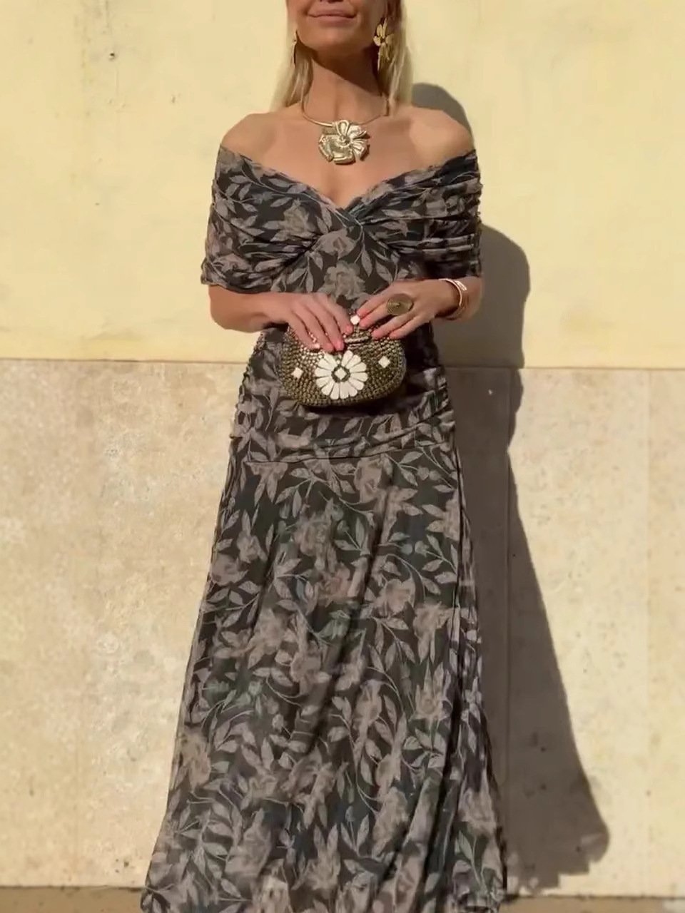 Women's Elegant Mesh Boutonniere Dress