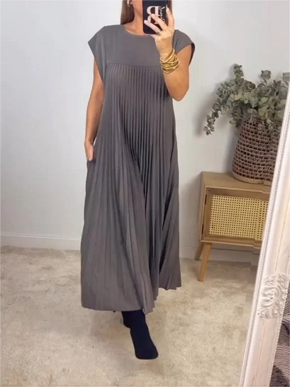 🎉Hot Sale 49% OFF🎉Sleeveless Pleated Simple Solid Color Dress