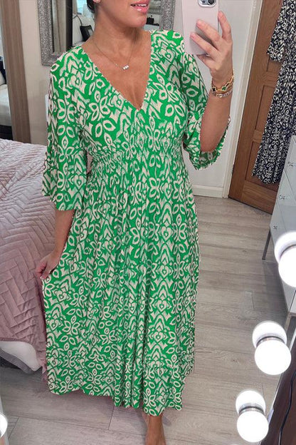 🔥Hot Sale-Free shipping for two pieces🔥Casual print, V-neck long dress, exudes charming appeal!！