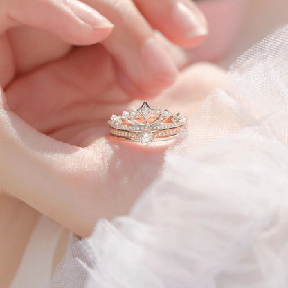 Elegant Crown Zirconia Ring Set