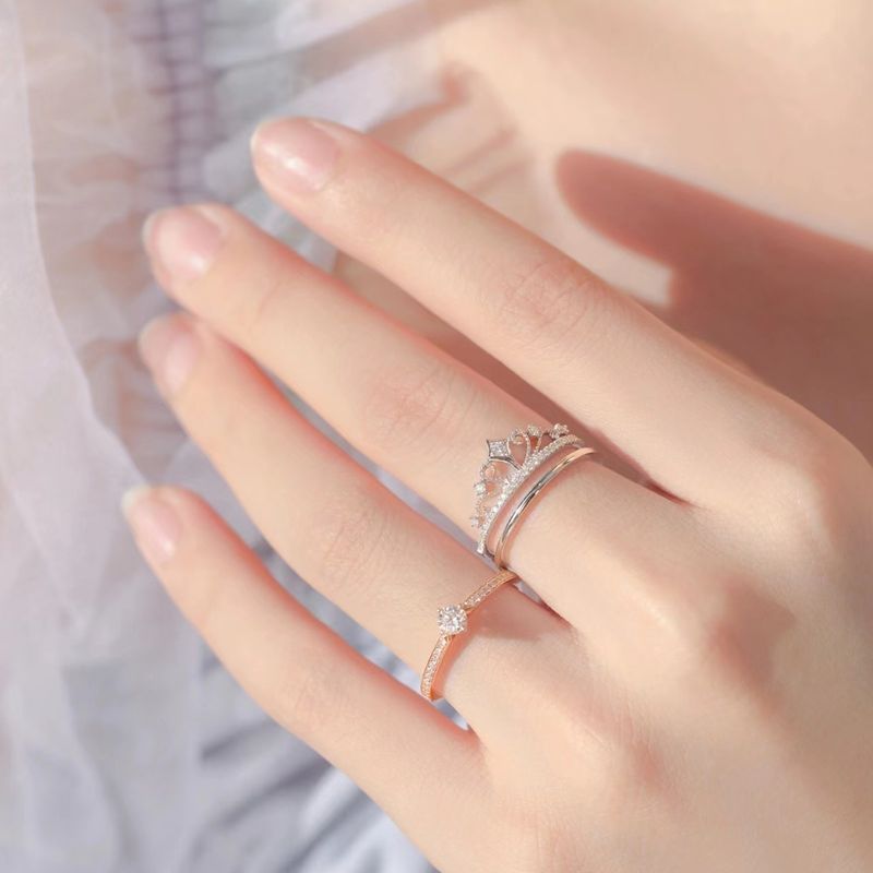 Elegant Crown Zirconia Ring Set