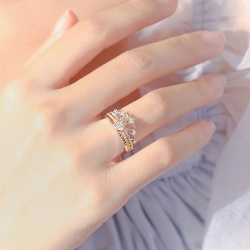 Elegant Crown Zirconia Ring Set