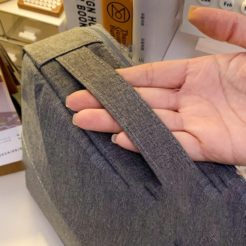 🔥Hot Sale 50% OFF💝✨Multi-Purpose Large Capacity Oxford Cloth Standing Makeup Bag