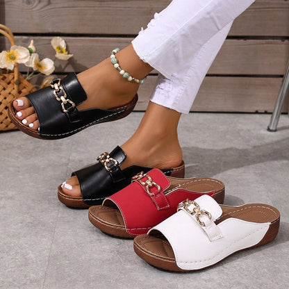 Women’s Fashion Slide Sandals with Chain Detail