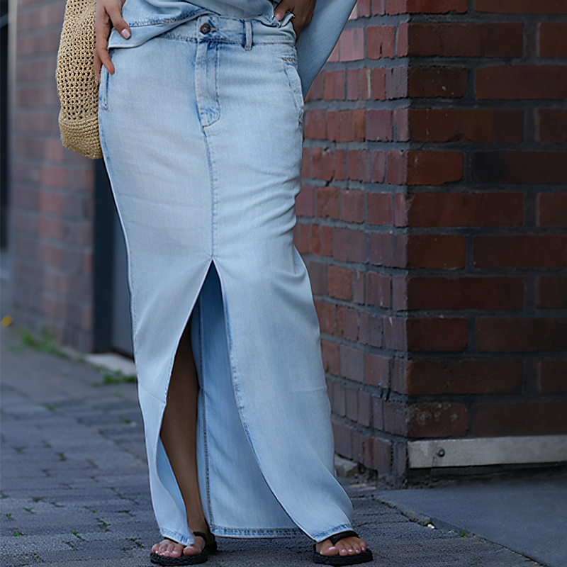 ✨Work commute outfit✨Women's diagonal shoulder top with split denim long skirt+Woven bag