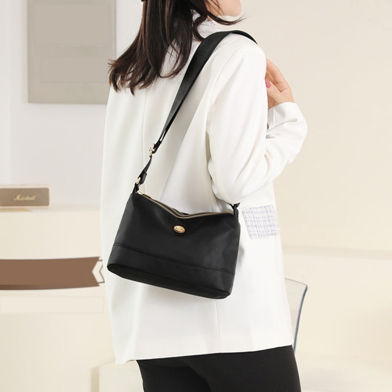 Minimalist Large-Capacity Nylon Shoulder And Crossbody Bag