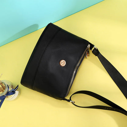 Minimalist Large-Capacity Nylon Shoulder And Crossbody Bag
