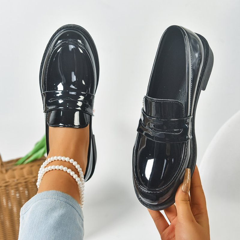 Women's Classic Slip-On Loafer