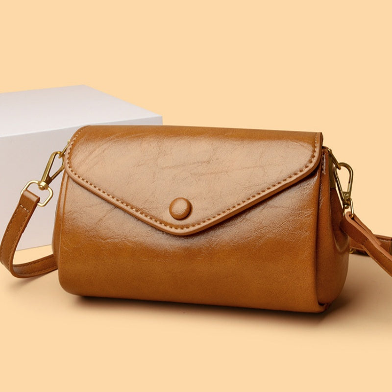 A simple and stylish women's shoulder bag💖