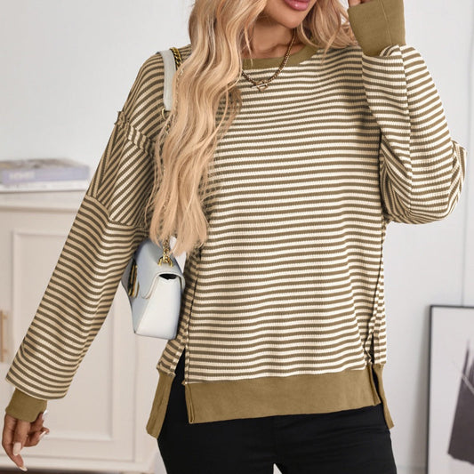 Casual Crewneck Color-Blocked Sweatshirt with Side Split