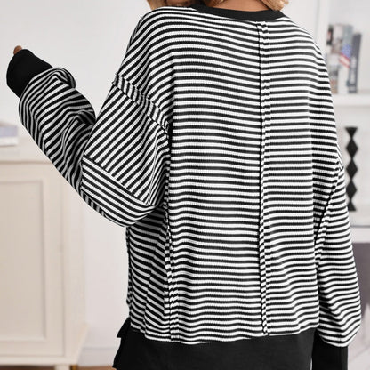 Casual Crewneck Color-Blocked Sweatshirt with Side Split