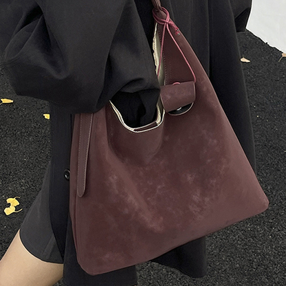 Lightweight Retro Shoulder Tote with Matching Pouch