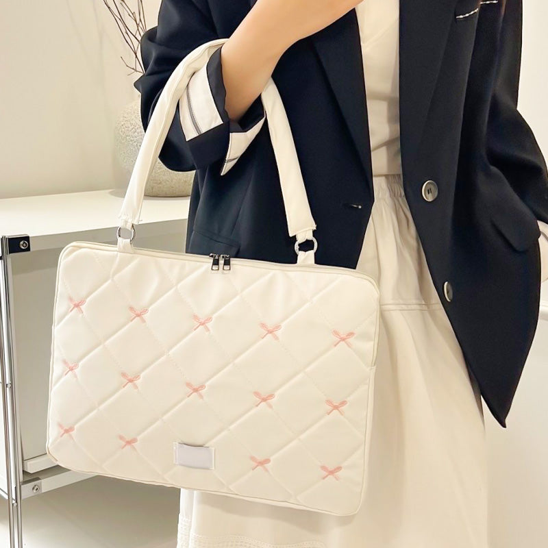 Stylish laptop sleeve for women