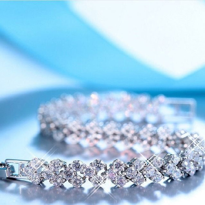 Elegant Shiny Bracelet for Women