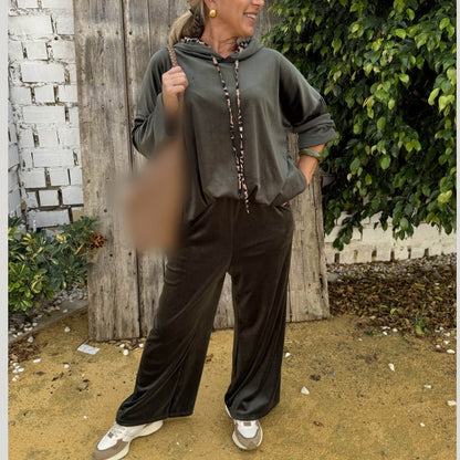 Women's Leopard Accent Velour Hoodie & Pants Set