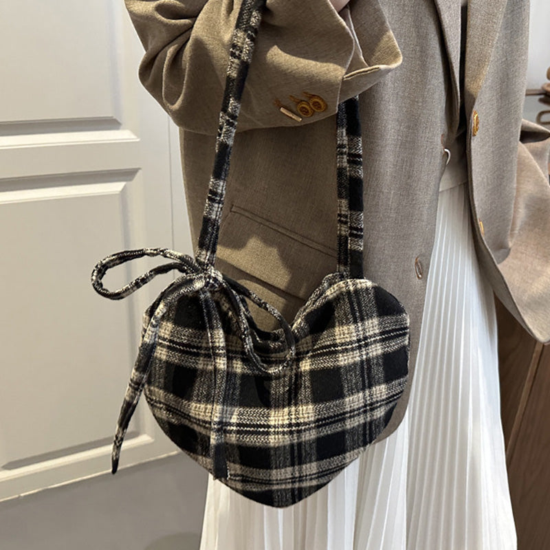 Women's Casual Plaid Heart-Shaped Shoulder Bag