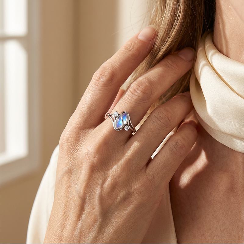 ⏳Limited-time 49% off⏰Geometric Oval Moonstone Ring with Zirconia Accents🌙💍