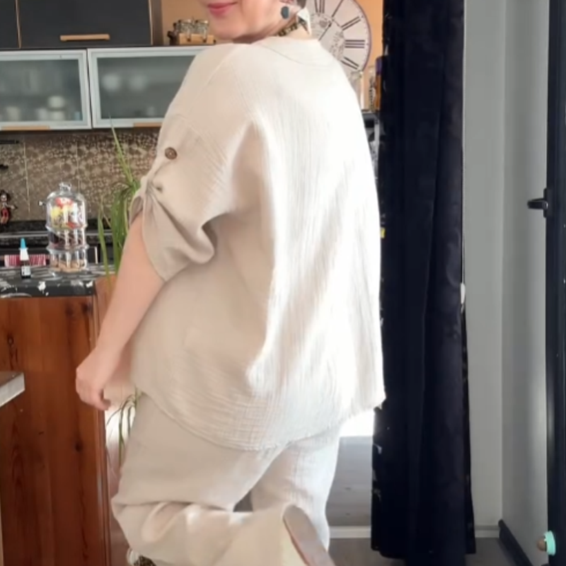 ✨👗Effortless Chic: Women's Comfortable Roll-Tab Sleeve Loungewear Set