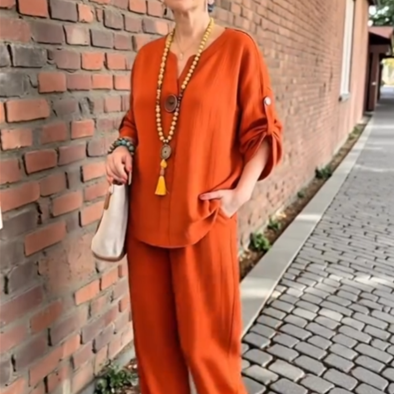 ✨👗Effortless Chic: Women's Comfortable Roll-Tab Sleeve Loungewear Set
