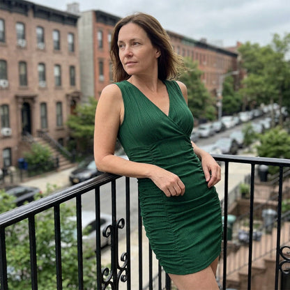 Women's Sleeveless Ruched V-Neck Bodycon Dress