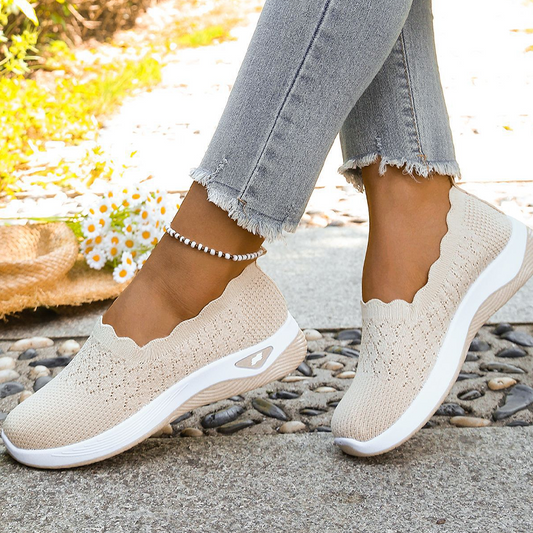 Women's Lightweight Breathable Walking Shoes